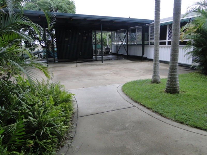 12 Matson Crescent, West Gladstone QLD 4680