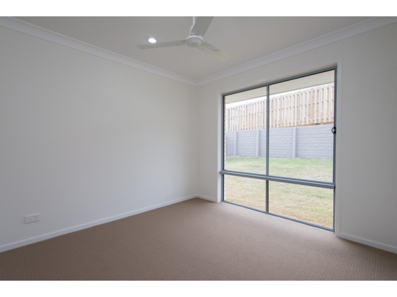 13 Kandel Court, Kirkwood QLD 4680