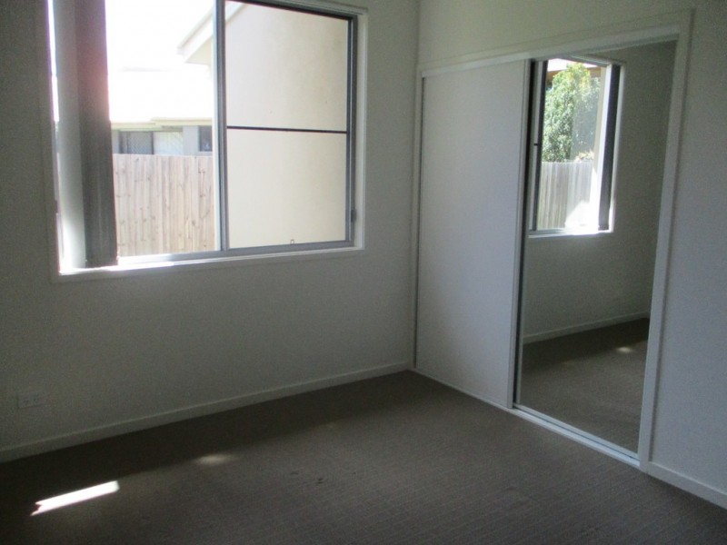 9 FRANKLIN COURT, New Auckland QLD 4680