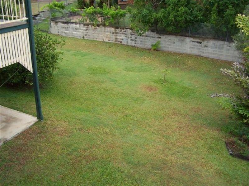 85 J Hickey Avenue, Clinton QLD 4680