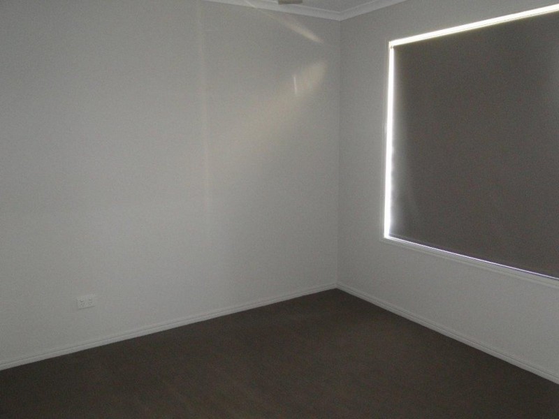 3 FRANKLIN COURT, New Auckland QLD 4680