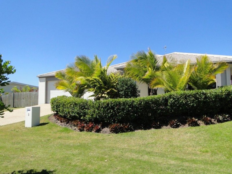 3 FRANKLIN COURT, New Auckland QLD 4680
