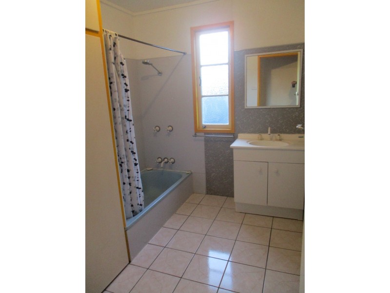 79 OAKA LANE, Gladstone QLD 4680