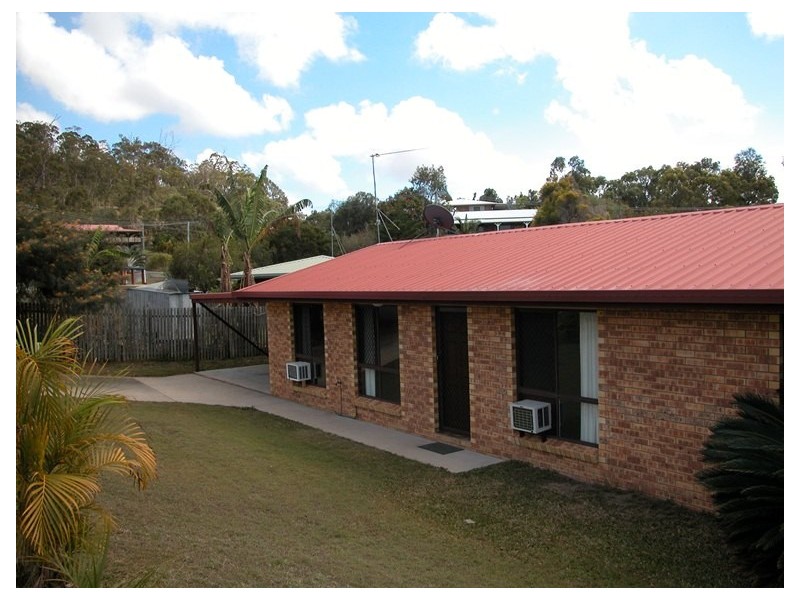 37 GRETEL DR, Clinton QLD 4680