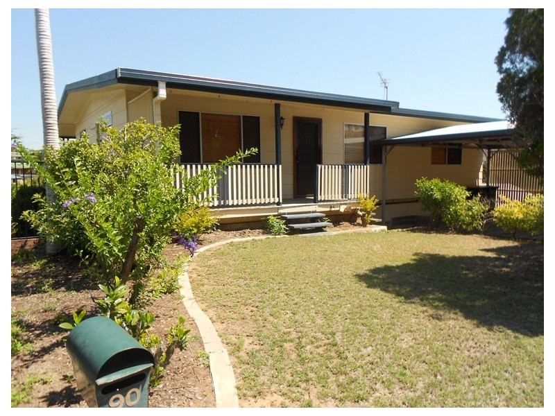 90 SHAW STREET, New Auckland QLD 4680