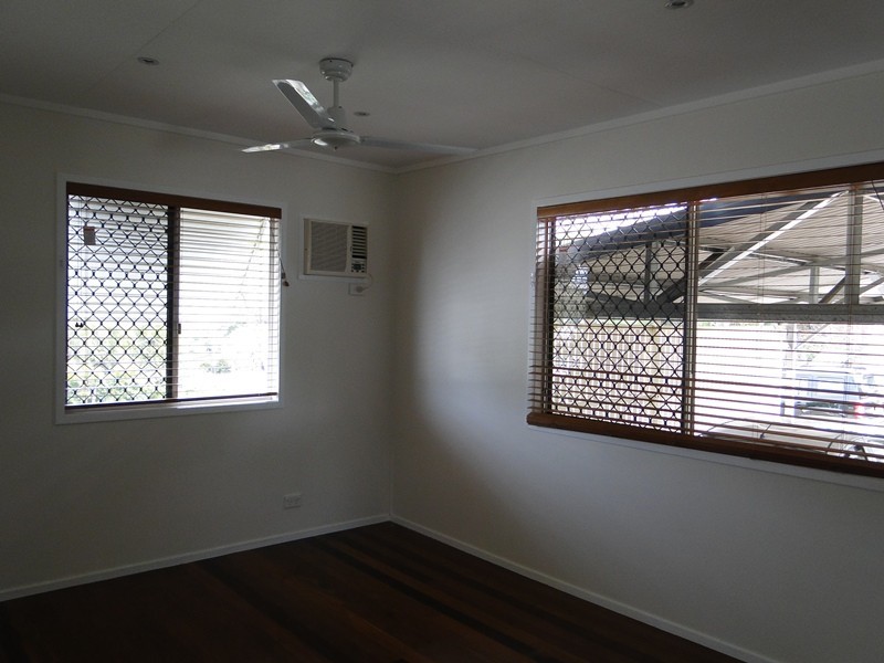 90 SHAW STREET, New Auckland QLD 4680