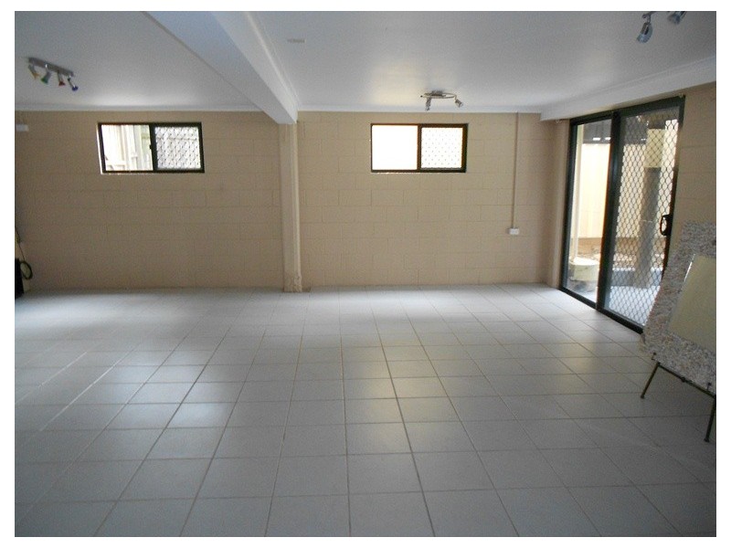 12 COOK STREET, West Gladstone QLD 4680