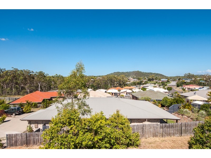 20 Viewpoint Way, New Auckland QLD 4680