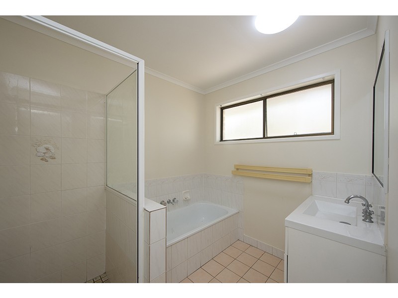 57 GRETEL DRIVE, Clinton QLD 4680