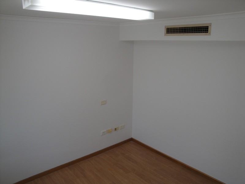 U2 /36 Herbert Street, Gladstone QLD 4680