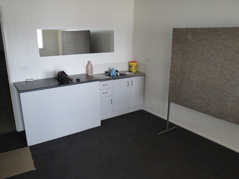 122B HANSON ROAD, Gladstone QLD 4680