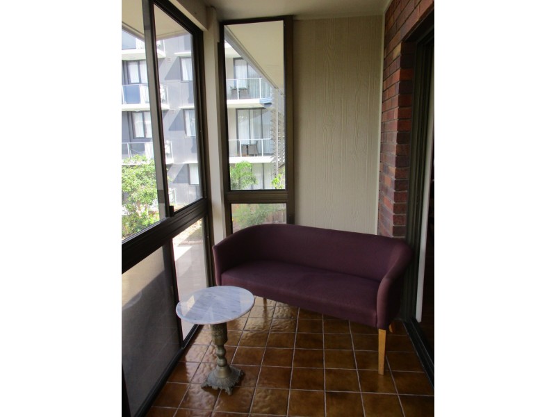1/50 OAKA LANE, Gladstone QLD 4680