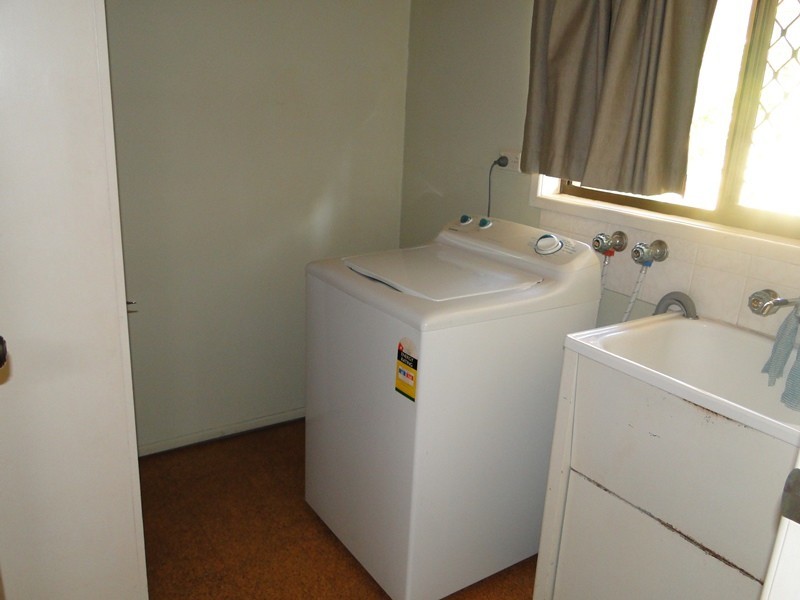 1/50 OAKA LANE, Gladstone QLD 4680