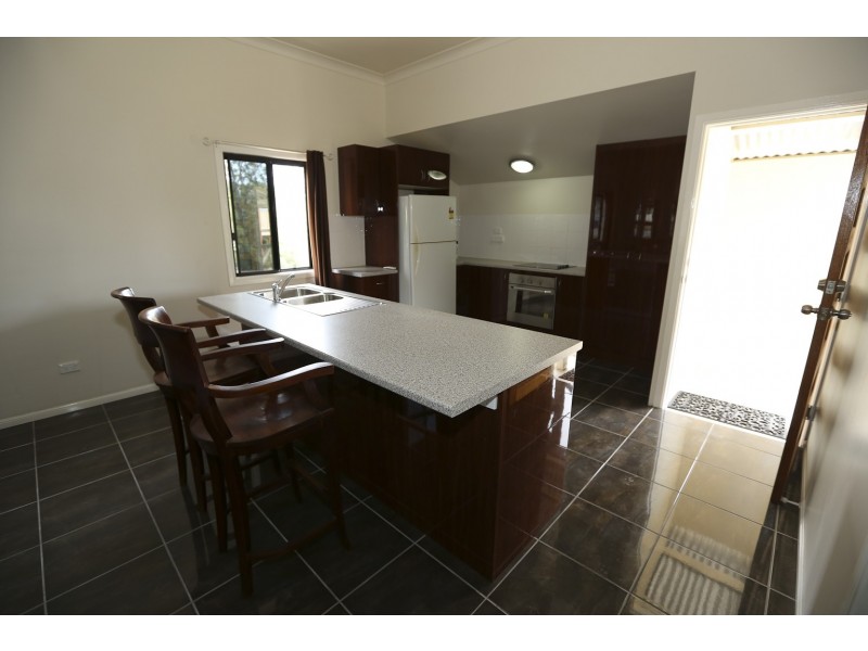 168 Oaka Street, South Gladstone QLD 4680