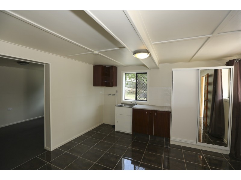168 Oaka Street, South Gladstone QLD 4680