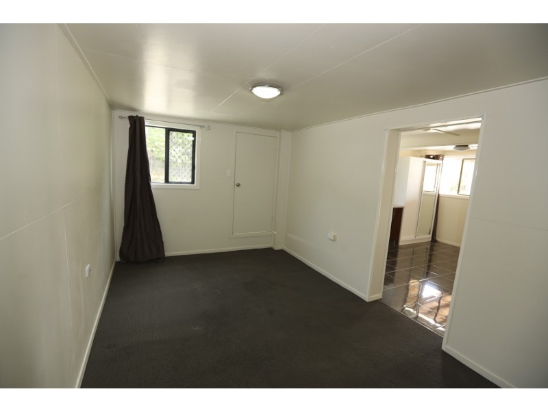 168 Oaka Street, South Gladstone QLD 4680