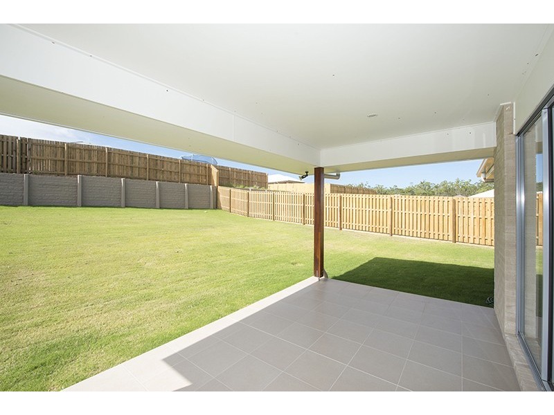 39 Peter Corones Drive, Kirkwood QLD 4680