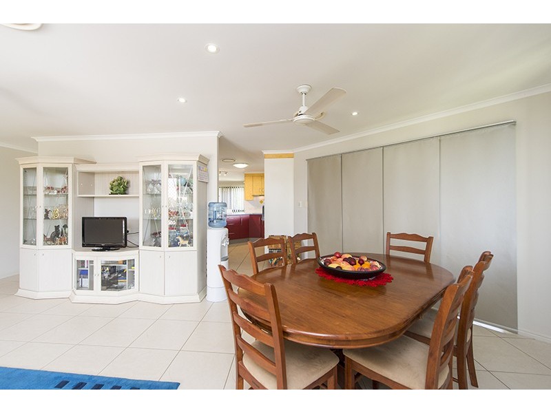 30 Reinaerhoff Crescent, Glen Eden QLD 4680