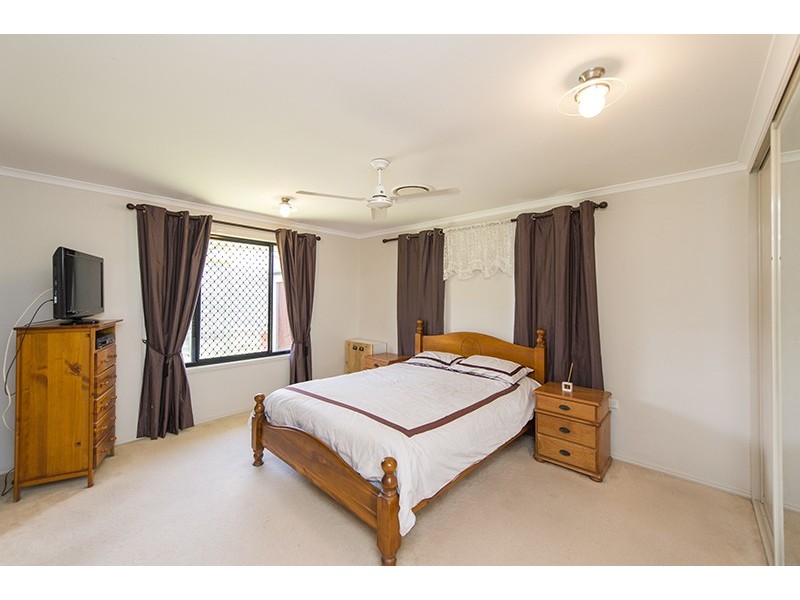 30 Reinaerhoff Crescent, Glen Eden QLD 4680
