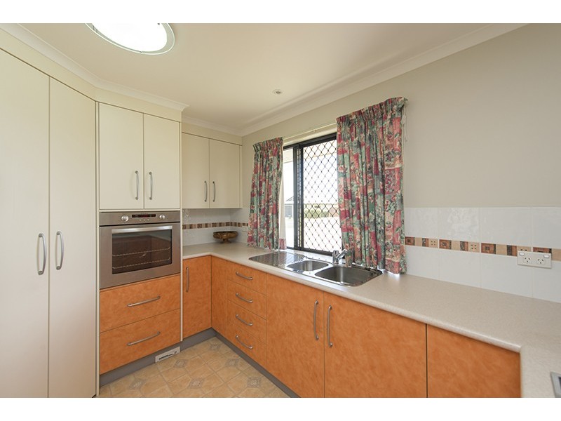 30 Reinaerhoff Crescent, Glen Eden QLD 4680