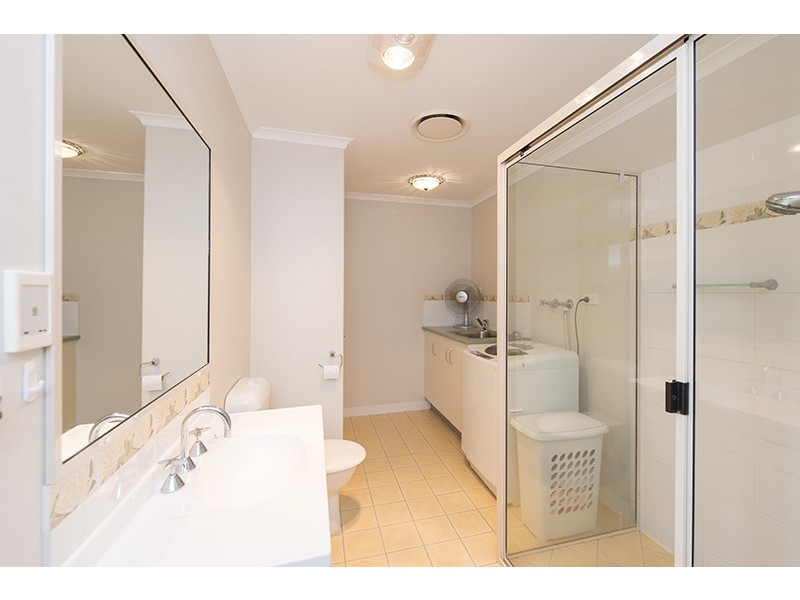30 Reinaerhoff Crescent, Glen Eden QLD 4680