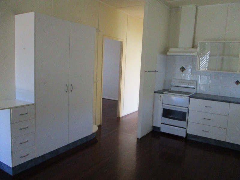 124 AUCKLAND ST, Gladstone QLD 4680