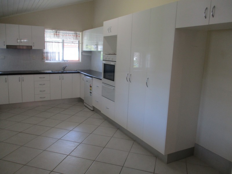 73 TANK STREET, Gladstone QLD 4680