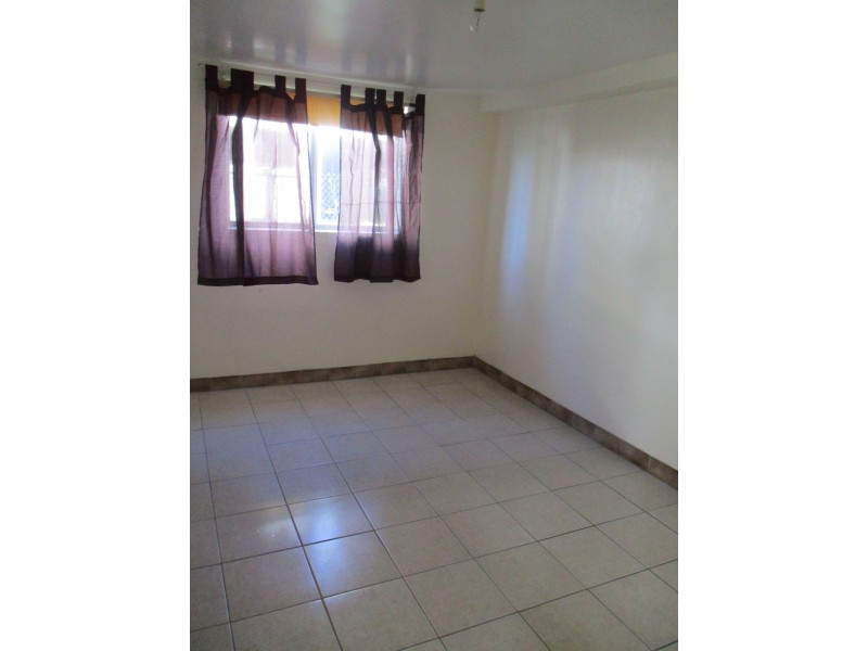 73 TANK STREET, Gladstone QLD 4680