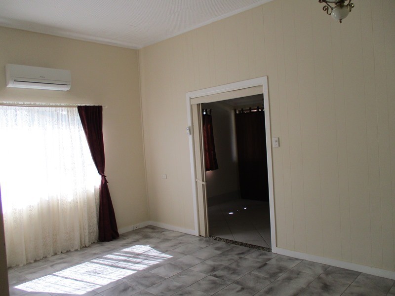 73 TANK STREET, Gladstone QLD 4680