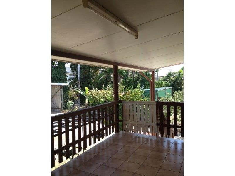 73 TANK STREET, Gladstone QLD 4680