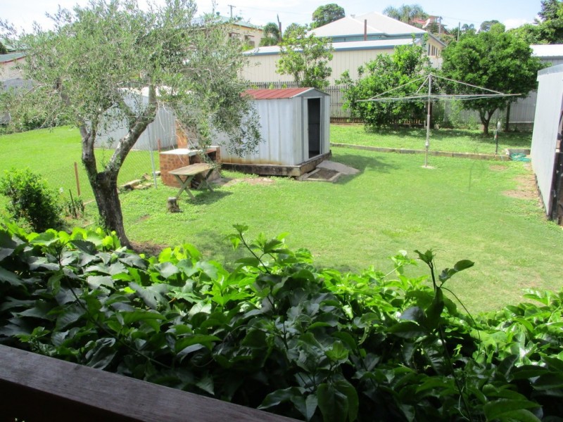 73 TANK STREET, Gladstone QLD 4680