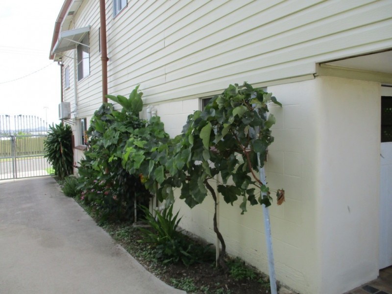 73 TANK STREET, Gladstone QLD 4680