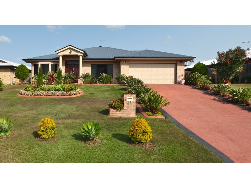 27 WHITBREAD ROAD, Clinton QLD 4680