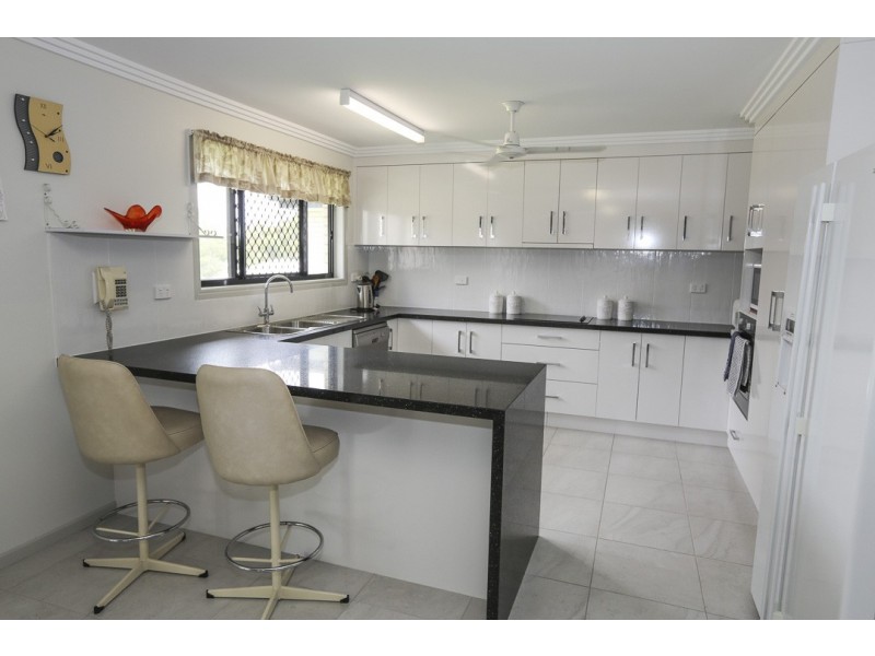 16 Karumba Court, Tannum Sands QLD 4680