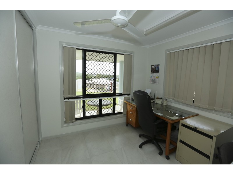 16 Karumba Court, Tannum Sands QLD 4680