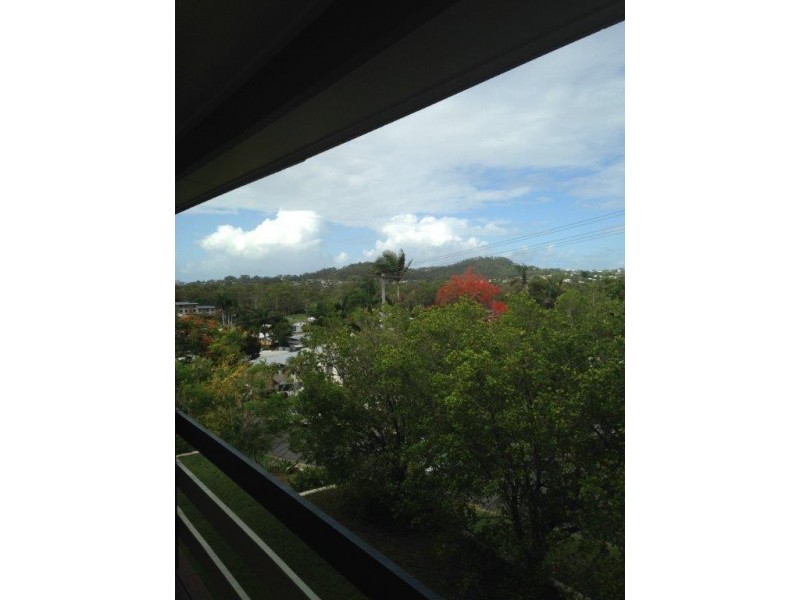 19 LORIKEET STREET, New Auckland QLD 4680