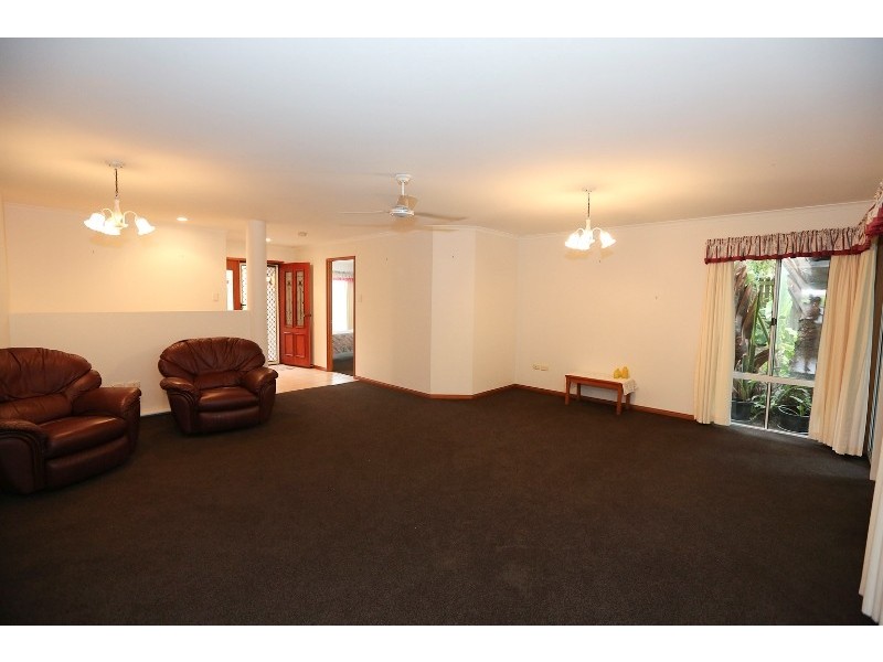 89 The Oaks Road, Tannum Sands QLD 4680