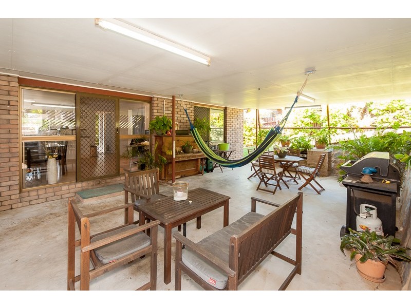 19 Saturn Crescent, Telina QLD 4680