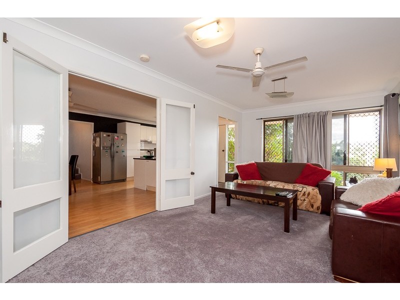 19 Saturn Crescent, Telina QLD 4680