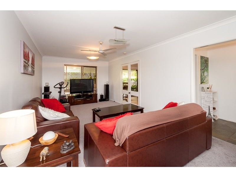 19 Saturn Crescent, Telina QLD 4680