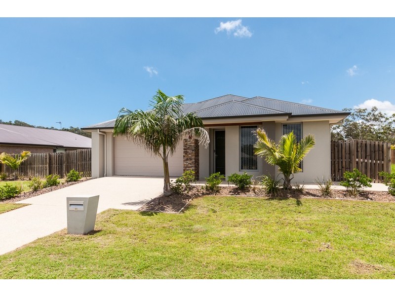 11 Winpara Drive, Kirkwood QLD 4680