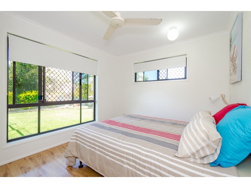 25 Michel Place, Telina QLD 4680