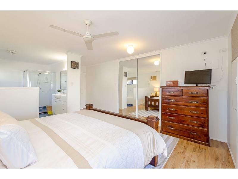 25 Michel Place, Telina QLD 4680