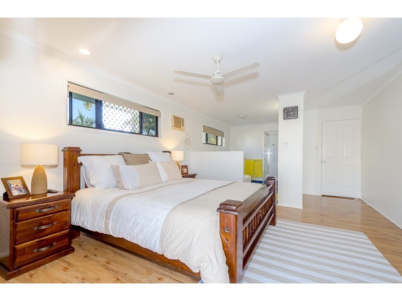 25 Michel Place, Telina QLD 4680