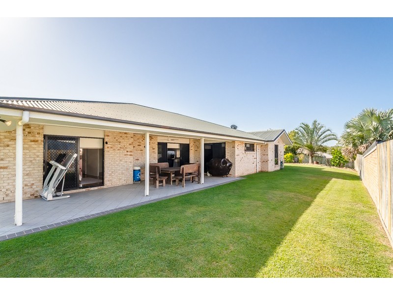 25 Michel Place, Telina QLD 4680