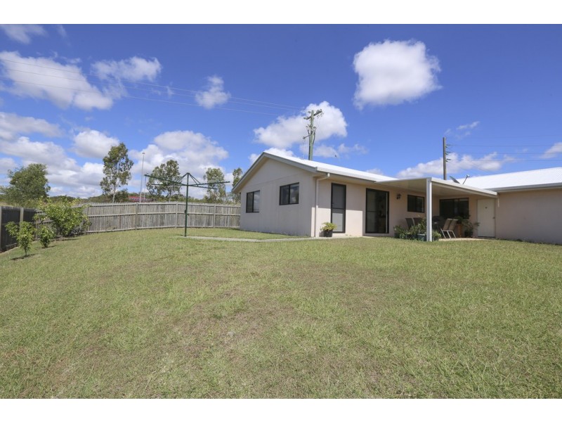 15 Willespie Place, New Auckland QLD 4680