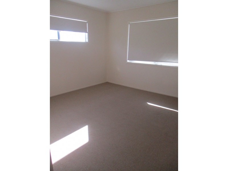 23 WATT STREET, West Gladstone QLD 4680