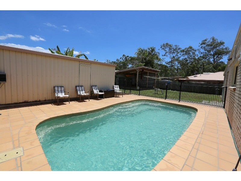 269 J Hickey Avenue, Clinton QLD 4680