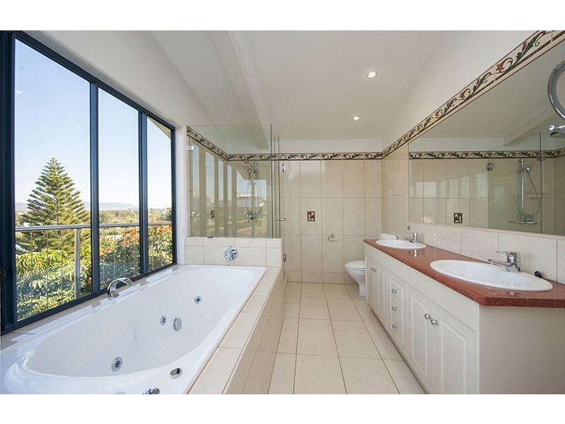 7 Auckland Street, Gladstone QLD 4680