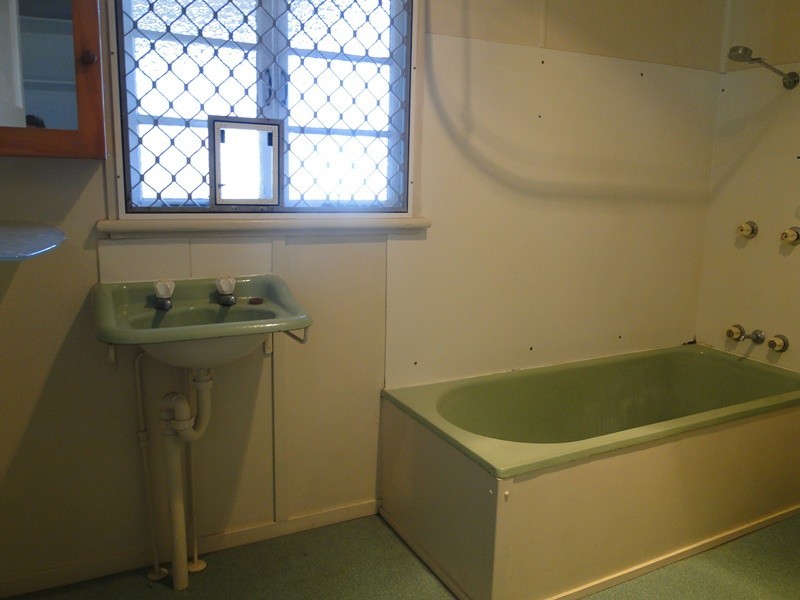 135 Oaka Lane, Gladstone QLD 4680